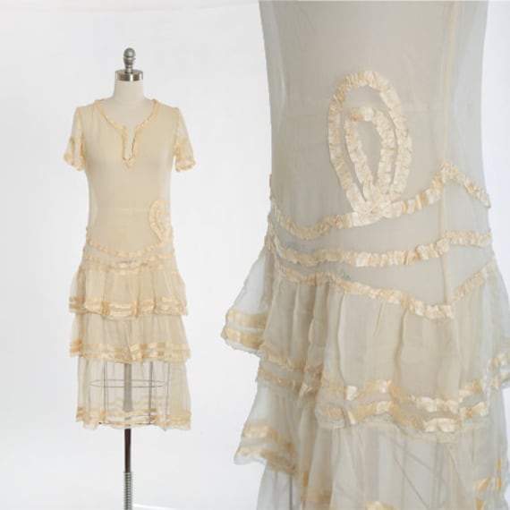 Robe ancienne 1920 sale