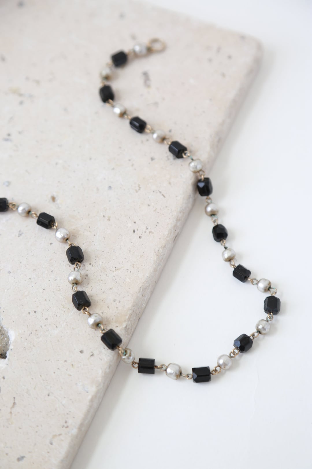 Vintage 50s Faux Pearl Collar Necklace Choker, Glass Bead Accents 14 3/4