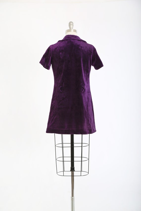 Vintage 60s 70s purple Velvet mini dress | 1960s … - image 6