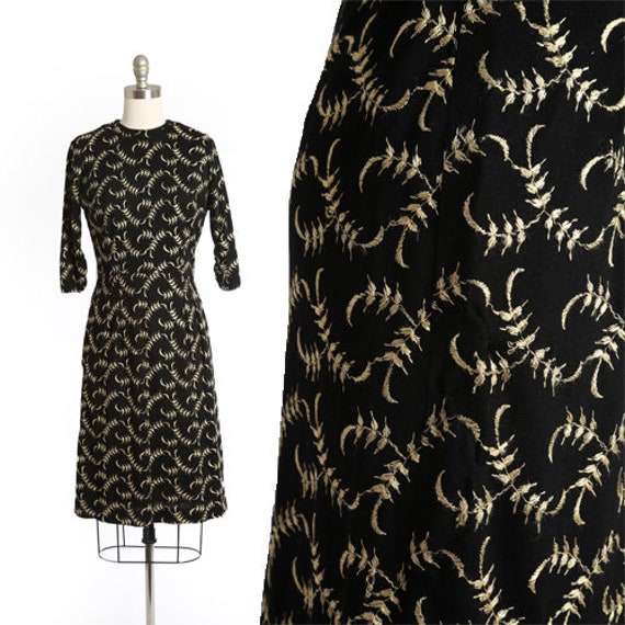 Falling Leaf dress | Vintage 50s 60s embroidered leaf wiggle dress