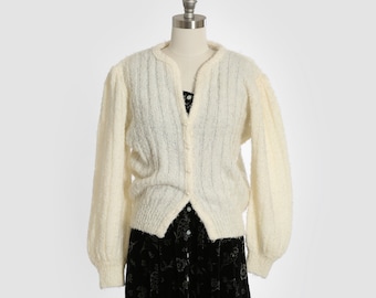 Vintage 90s white boucle knit sweater cardigan