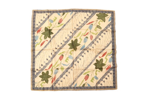 vintage 40s floral leaf silk scarf | 31" x 33"