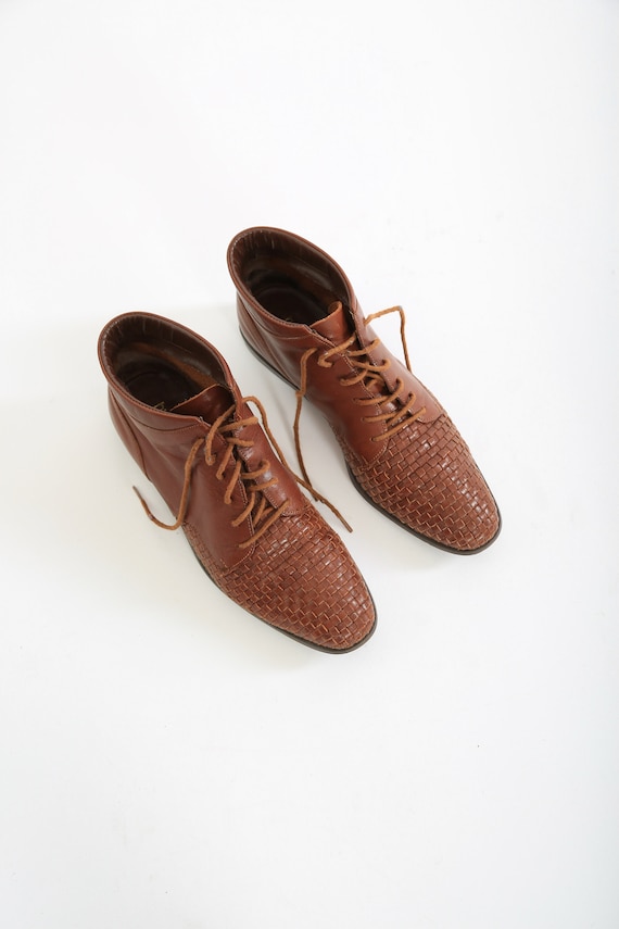 Vintage 90s Buskens brown woven leather lace up an