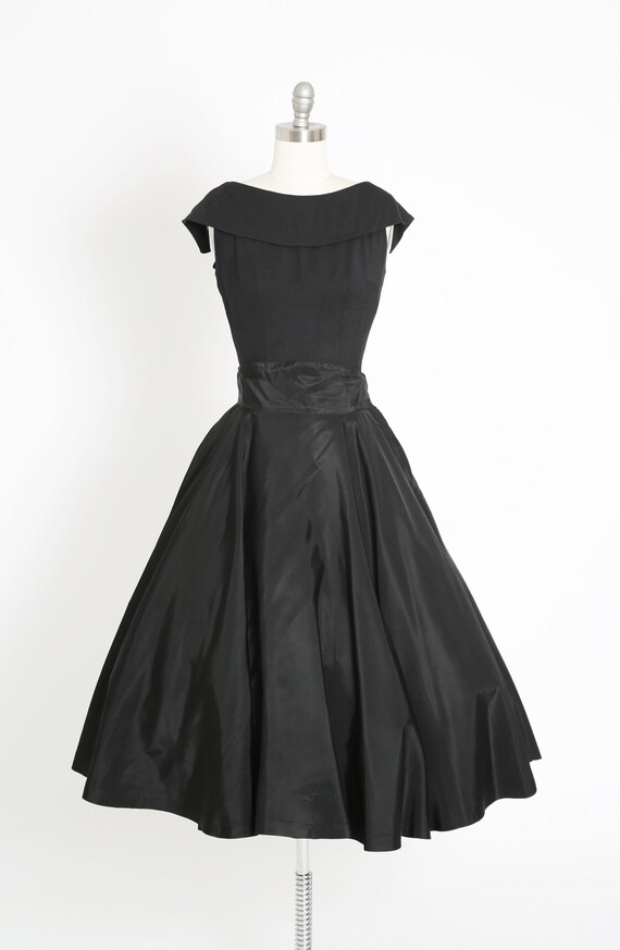 Inky black circle skirt | vintage 50s black satin