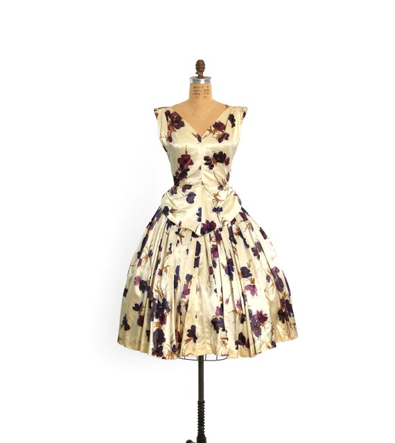 Vintage 50s Purple Floral Satin Dress Ombre Dress | Vintage 1950s Artistic Floral Gown - Etsy Vintage 50s Purple Floral Satin Dress Ombre Dress | Vintage 1950s Artistic Floral Gown - Etsy