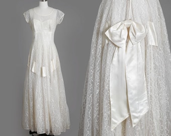 Emma Domb wedding dress | Vintage 50s floral lace bow wedding dress | 1950s wedding gown