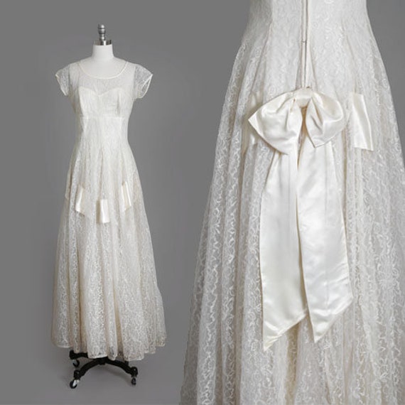 Emma Domb wedding dress | Vintage 50s floral lace… - image 1