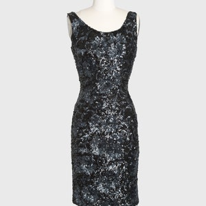 Vestido vintage de lana con lentejuelas negras hechas a mano de los años 50 / Vestido de cóctel con lentejuelas de los años 50