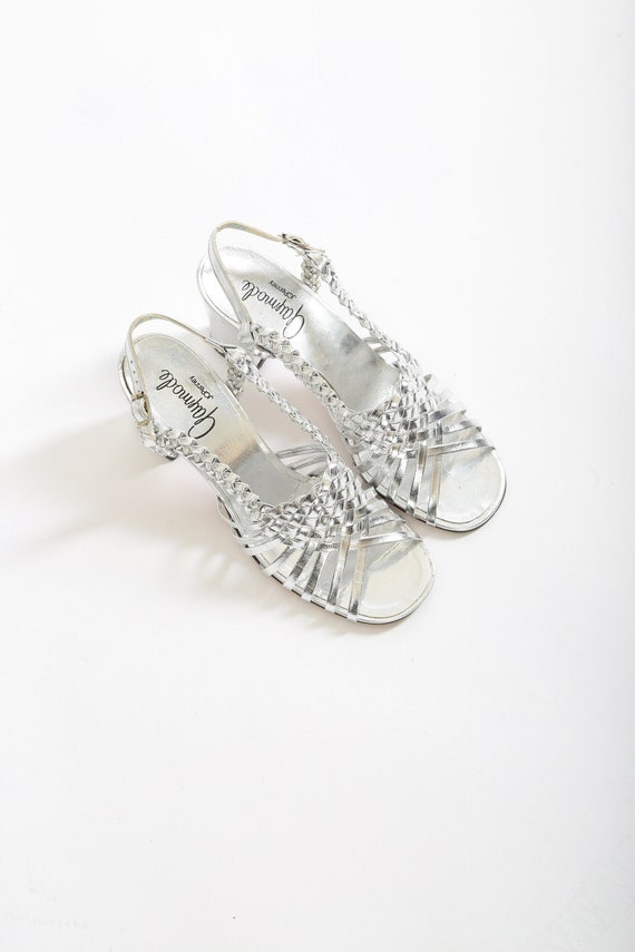 Vintage 60s 70s metallic silver heels | Deadstock 