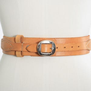 Vintage 70s wide brown leather belt | Deadstock 1970s Lyntone belt