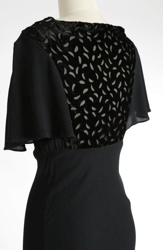 30s silk velvet dress | Vintage 30s black silk bu… - image 7