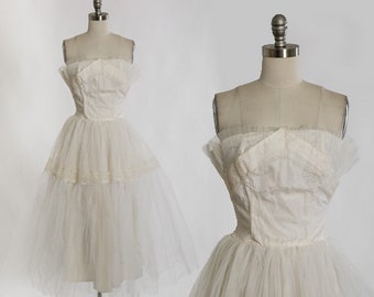 50s tulle wedding dress | Vintage 1950s floral lace tulle wedding dress