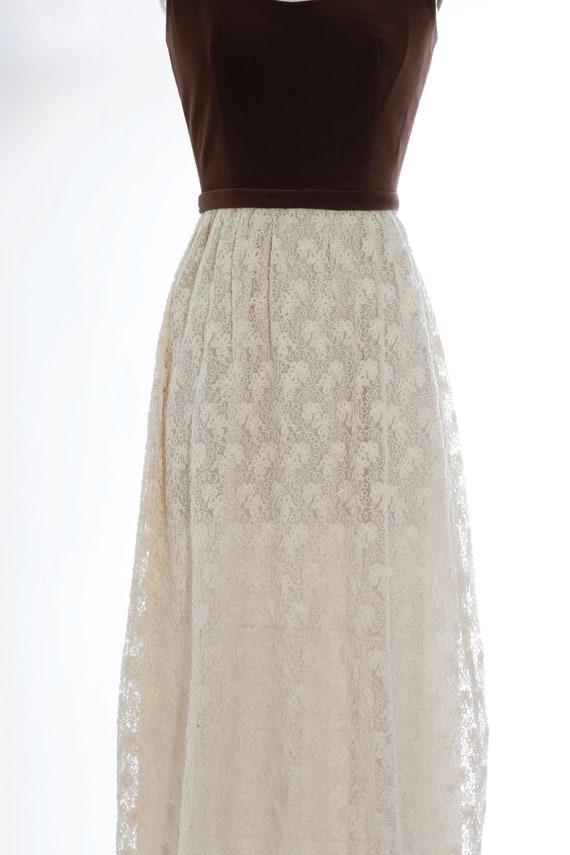 Lanz floral dress | vintage 70s brown velvet embr… - image 3