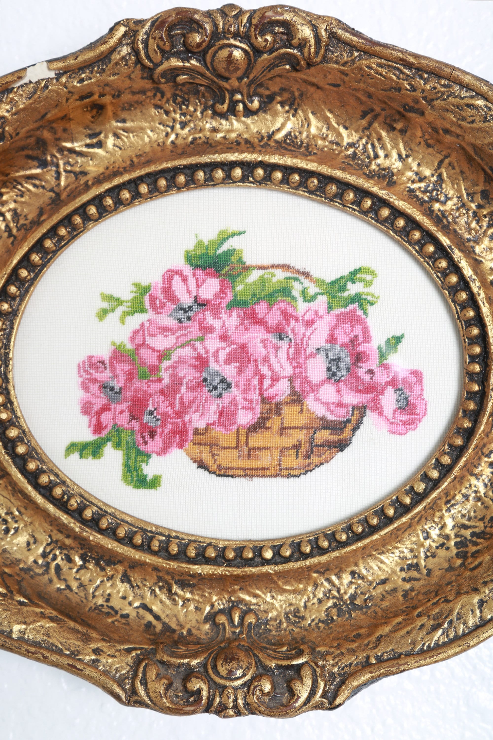 Antique Vintage Ornate Gold Oval Frame | Vintage Floral Needlepoint Art ...