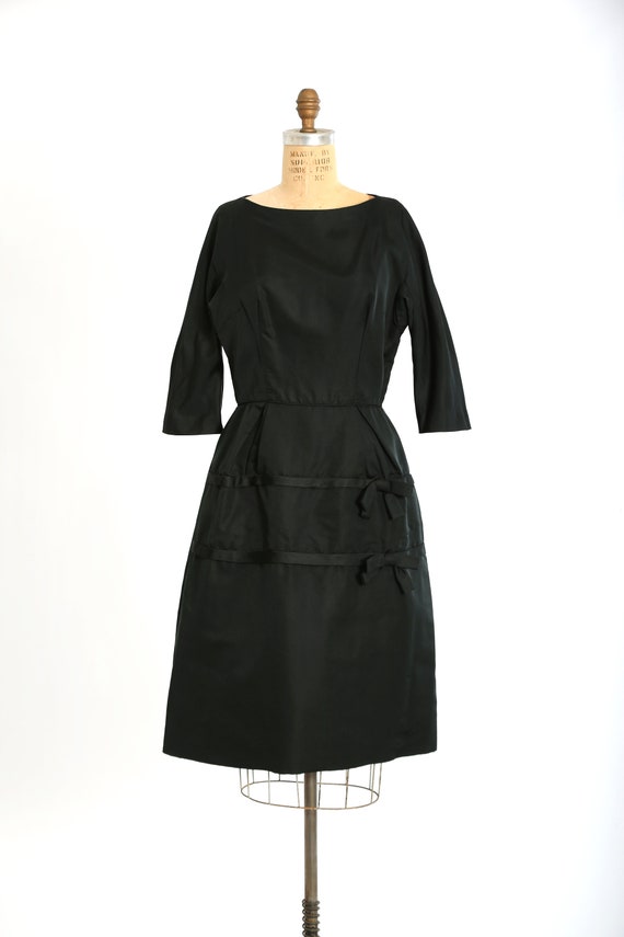 Vintage 1950s black silk satin bow cocktail dress - image 2