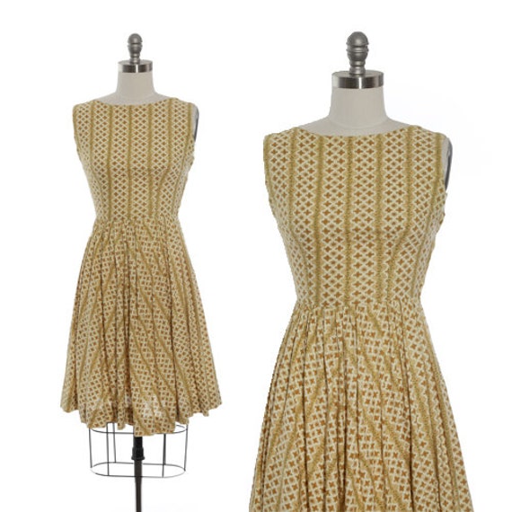 Calico floral dress | Vintage 50s yellow floral mi