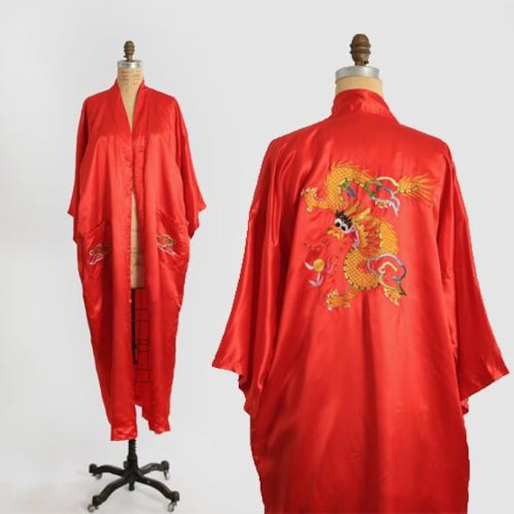 Golden Bee silk robe Vintage Chinese hand embroidered Red purse silk dragon robe