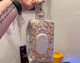 Floral with Bows Diaper and Wipe Pouch with clip-on strap!