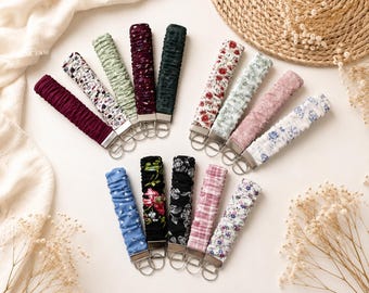 Handgefertigter Scrunchie Schlüsselanhänger