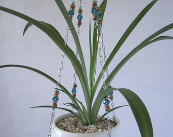 Beaded Plant Hanger, Teal and Wood Beaded Plant Hanger, Hanging Plant Shelf, Chain Plant Holder, Plant Lover Gift