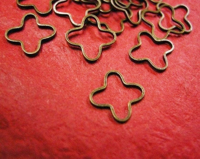 25pc 8x8mm antique bronze  finish flower shape smooth loop-992