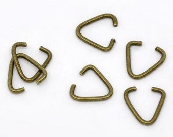 50pc 10x9mm antique bronze finish  triangle jump rings-5784