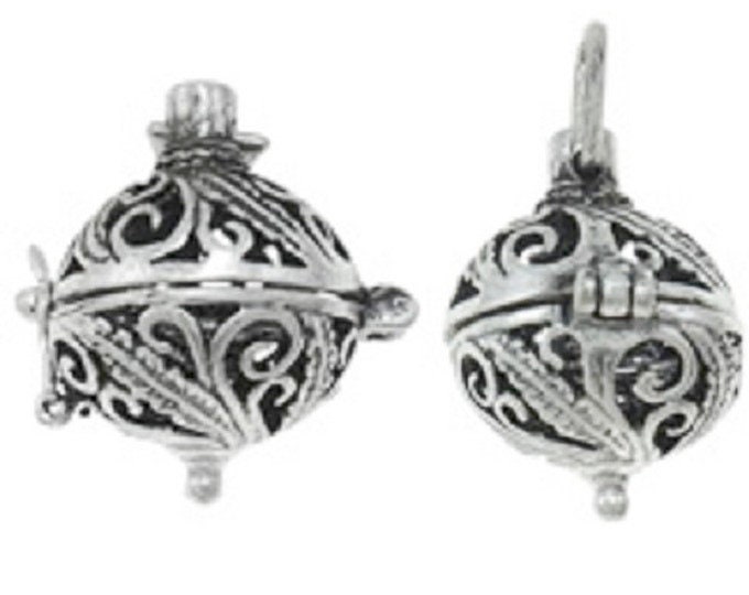 2PC fancy antique silver finish metal prayer pendant-9955