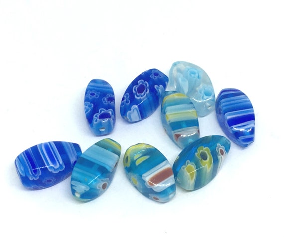LAMPWORK /"GLOW IN THE DARK/" MIX COLORS GLASS BEADS 8mm 25pc.