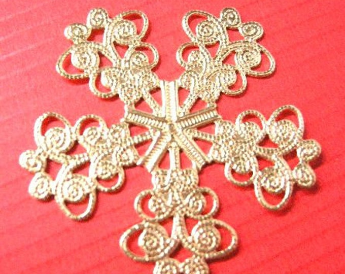 8pc 32mm flower shape brass look filigree center piece/wraps-5252