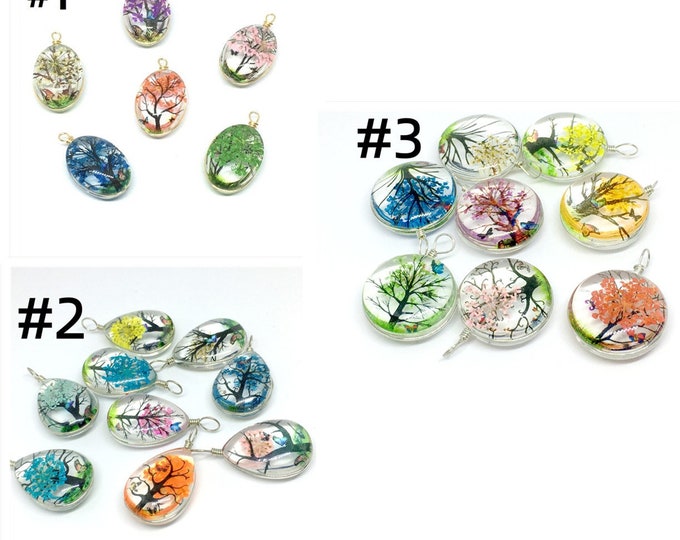 4pc Mix Glass with dry flower Pendants- pls pick a pattern
