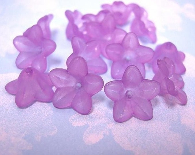 24pc light purple acrylic flower shape bead-1176