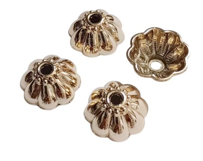 10pc 17mm Gold-Plated Floral Bead Caps – Elegant Antique Finish