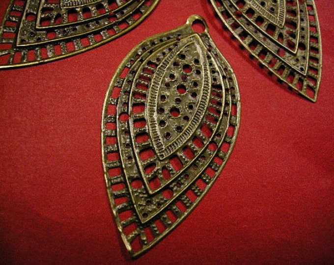 4pc antique bronze metal leaf pendant-4552
