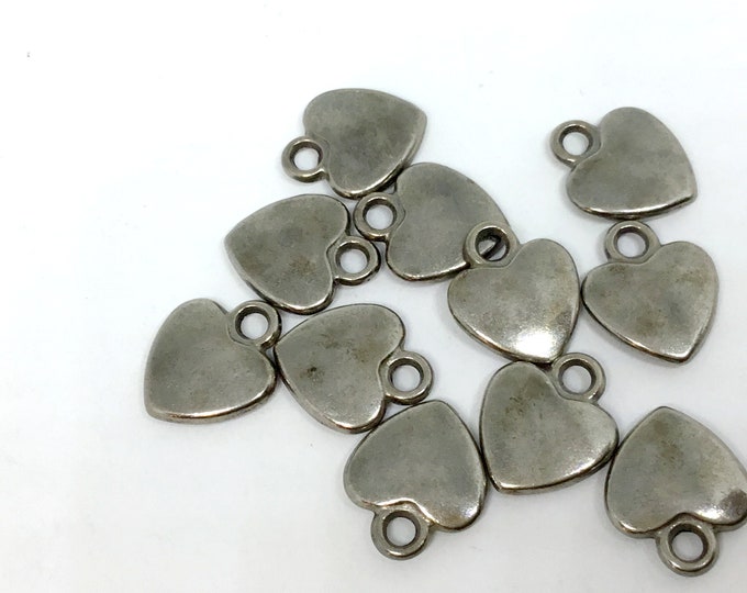 12pc gunmetal finish 12x10mm metal heart pendants-7022