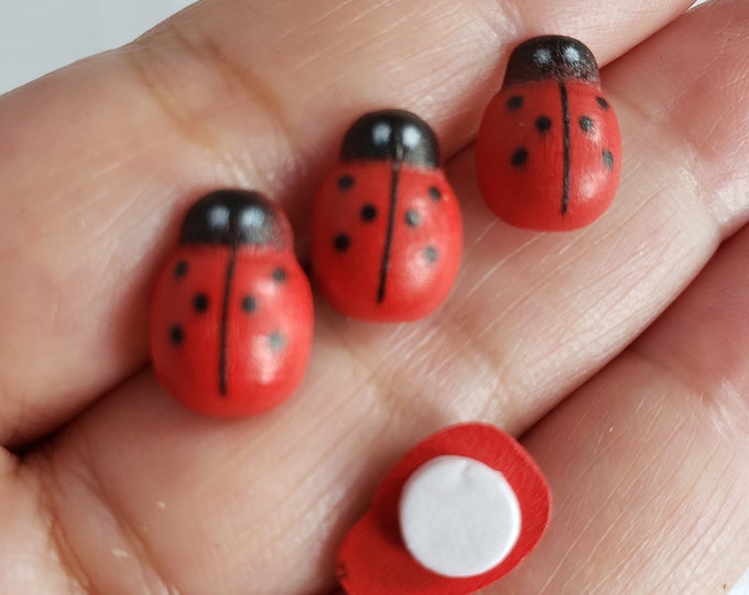 20pc 13x10mm plastic ladybug cabochons-RM146