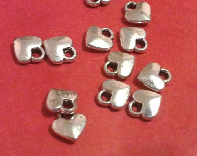 30pc 8x7mm antique silver finish metal heart charms-5046
