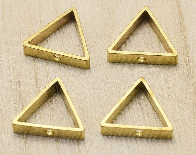 6pc  brass made triangle links-pls pick a size
