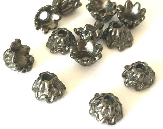 30pc 6x3.5mm gunmetal finish metal bead caps-7493X