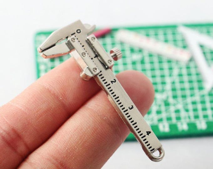 1pc Dollhouse Miniature Vernier Caliper, for Dollhouse Accessories Pretending Prop Decoration