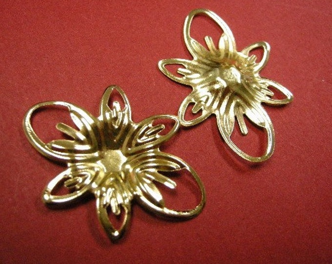 12pc gold finish iron flower setting-3944