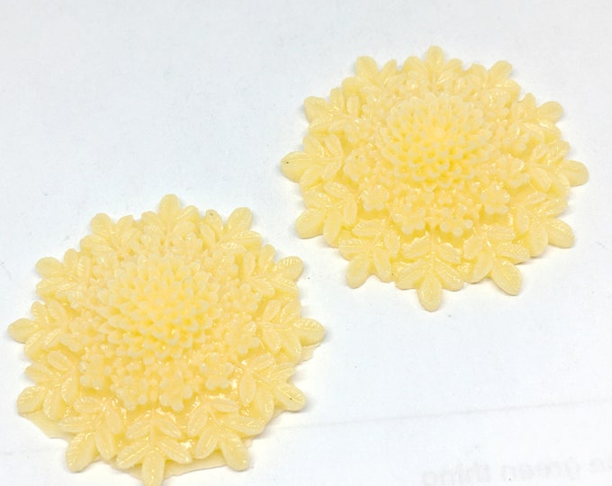 2pc 35mm resin flower cabochons-4790