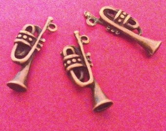 12pc antique bronze finish saxophone metal pendant-3804