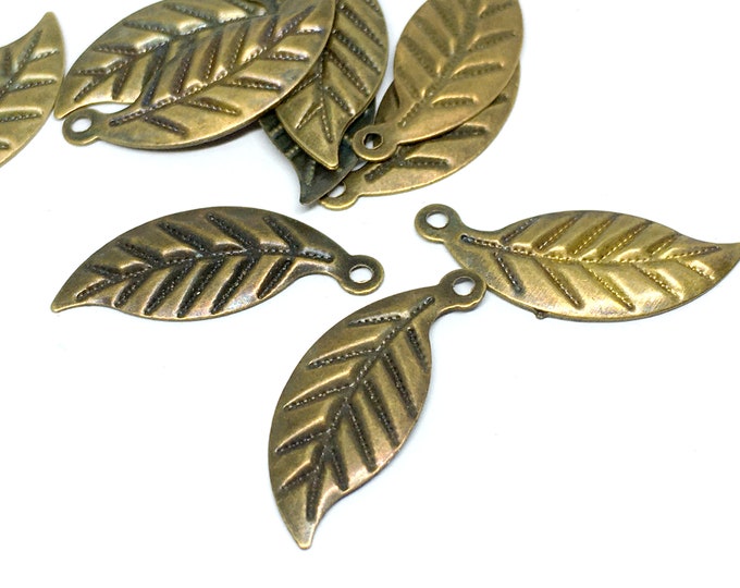 50PC 24x10mm antique bronze finish leaf charms-7627c