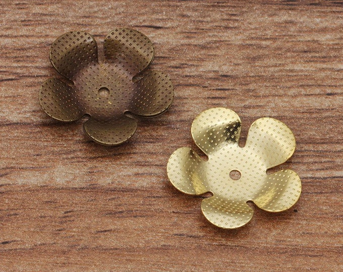 10 pieces 18mm  brass made filigree flower bead caps-pls pick a color
