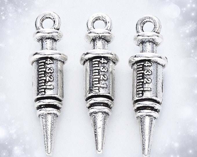 8pc  24X6mm antique silver finish metal syringe pendants-FH108