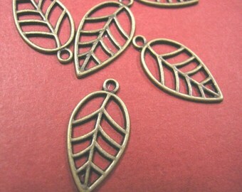 12pc 23x12mm antique bronze finish metal leaf pendant-4956