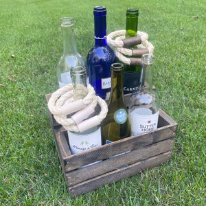 NEW Game - Rustic Bottle Toss Ring Toss Outdoor Yard/Lawn Game with 6 Rings - FREE U.S. shipping