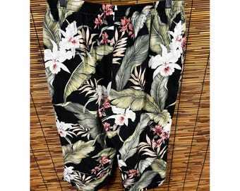 Bishop St. Apparel Tropical Floral Cotton Shorts Black Pink Green Hawaiian