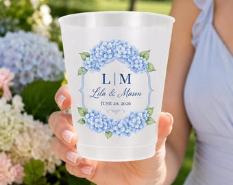 Personalized Hydrangea Wedding Cups, Custom Monogram Frosted Cups, Blue Floral Wedding Favors, Bride Groom Reception Party Drinkware