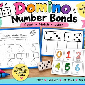 Puede incluir: Un conjunto de actividades matemáticas imprimibles titulado Domino Number Bonds que incluye hojas de trabajo con ilustraciones de dominós, diagramas de vínculos numéricos en blanco y tarjetas numéricas del cero al siete con un dominó de madera.